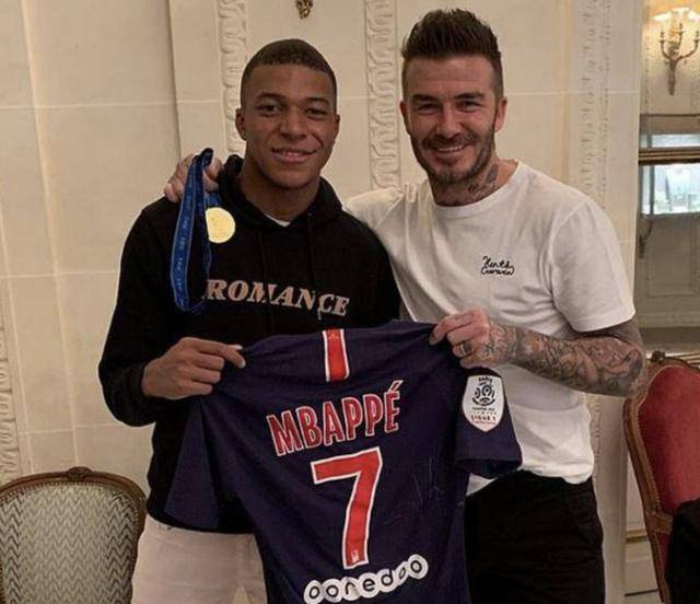 自威廉以来，埃斯特旺是首位连续3场欧冠进球的切尔西球员