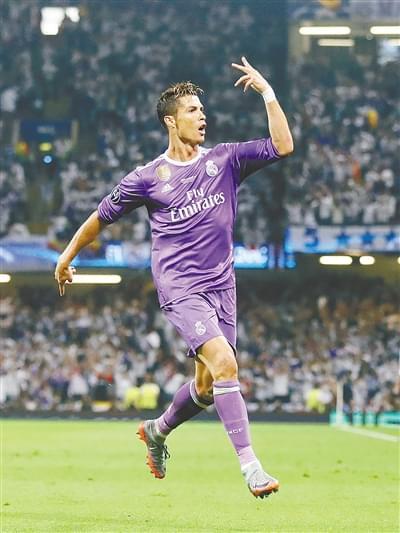 科里纳：既然具备核查条件，为何不能在角球判罚引入VAR？