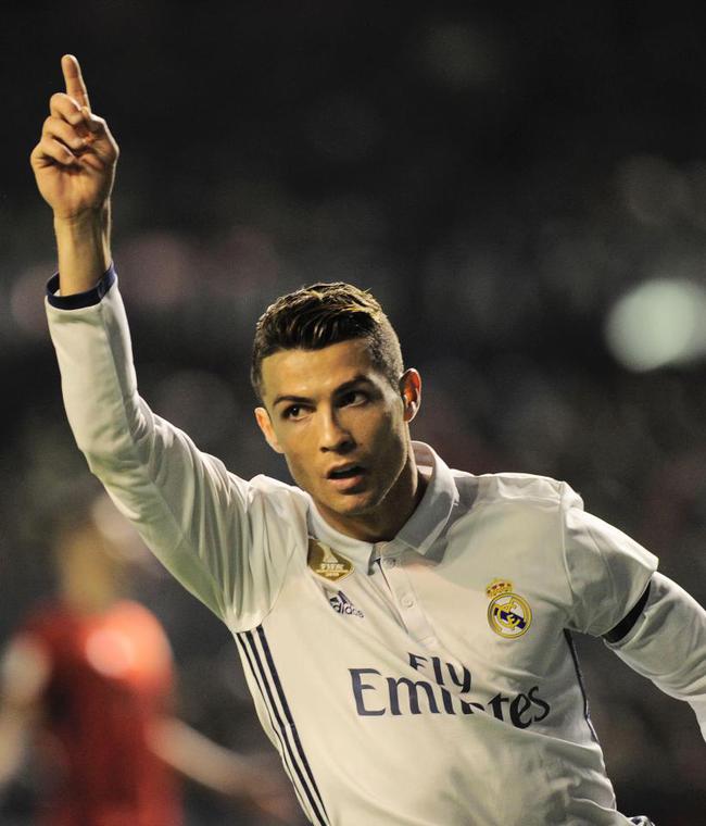 狂轰39+3！天价超级王炸到位，诺威尔不逊色古德温，山西杀进8强