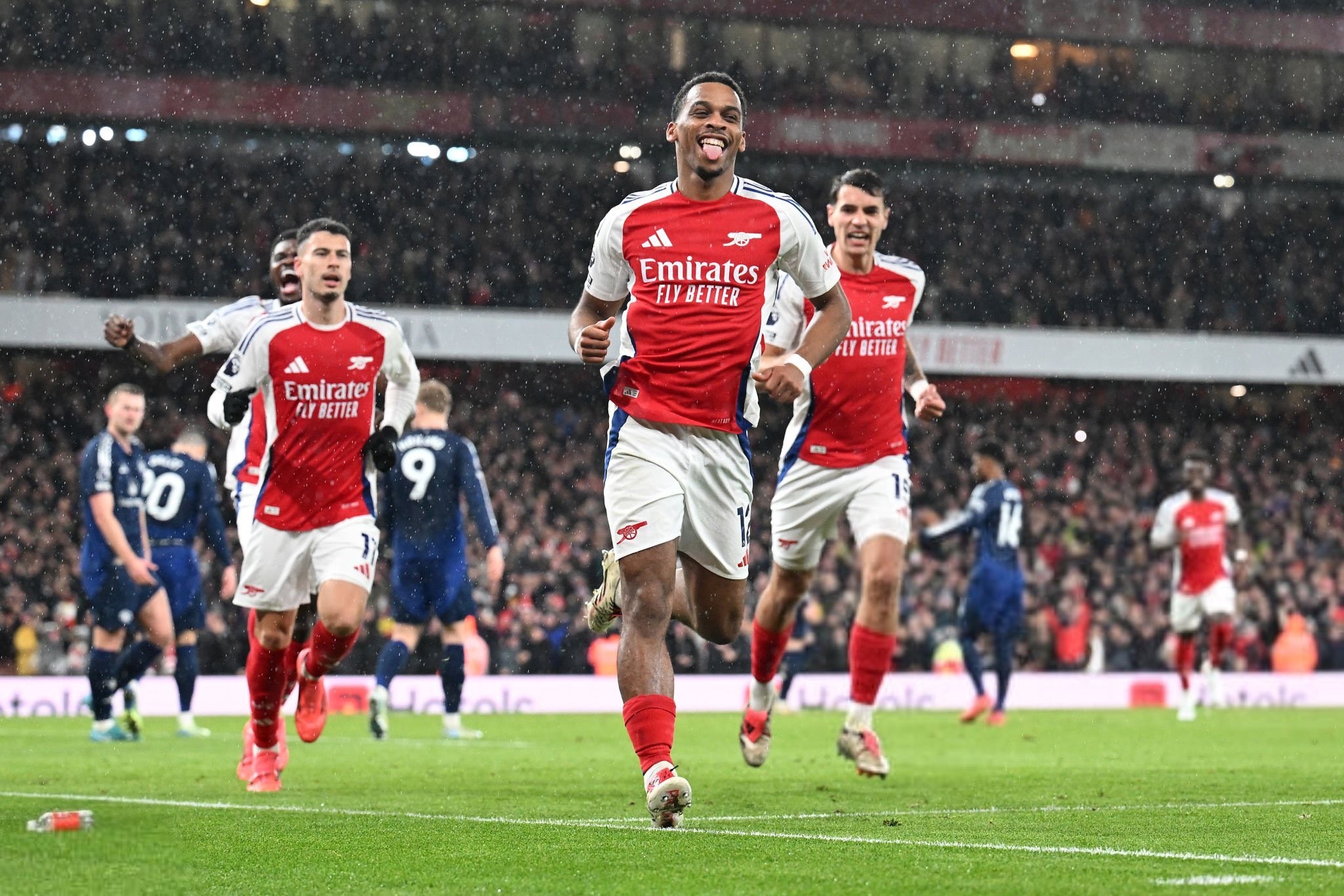 摩根公布C罗最新专访数据：全平台播放量达1.65亿次